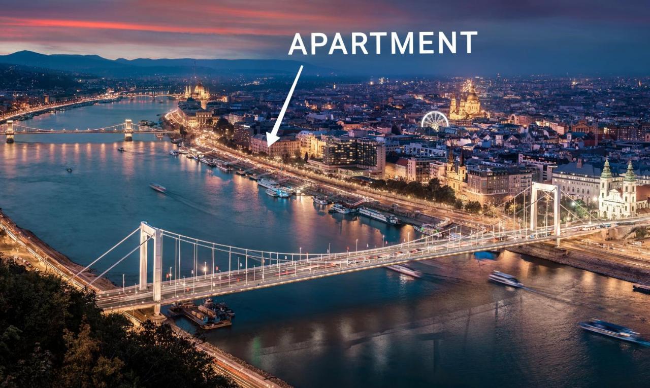 Spacious Riverside Residency - Magnificent View Apartmán *