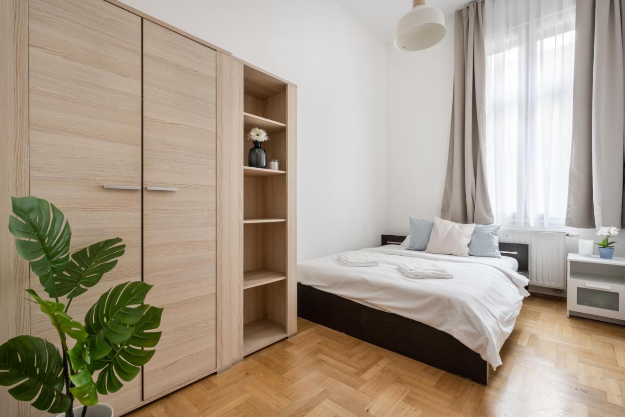 Ace Of Spades Gozsdu Apartment Budapest