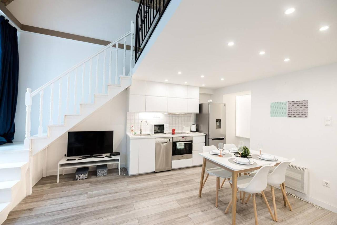 Newly Refurbished At Superb Location Apartament *