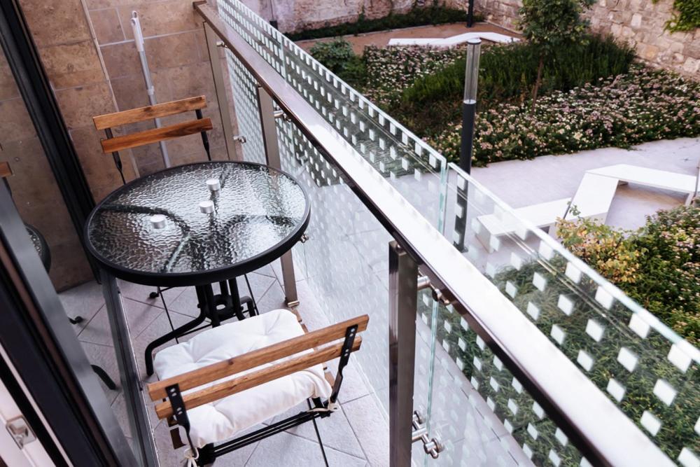 B 202, In The Heart Of The Jewish Quarter *