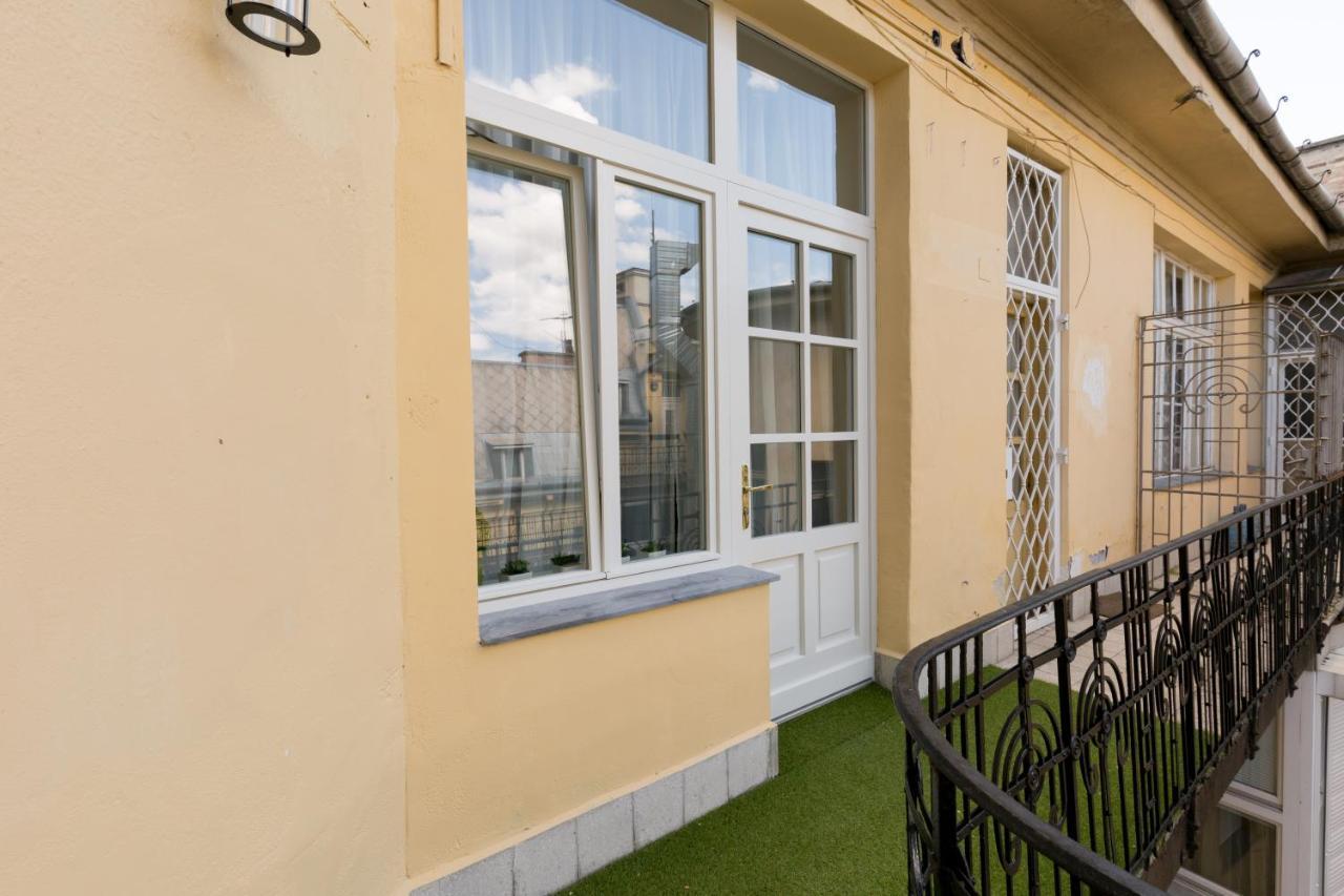 Luxury In The Absolute Center Apartman Budapest