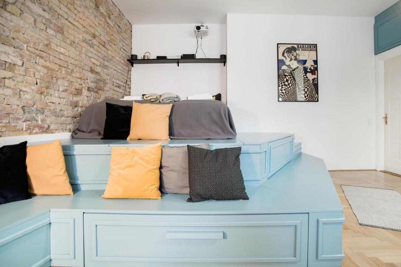 Designer Dream At The St. Stephen Basilica Appartement *