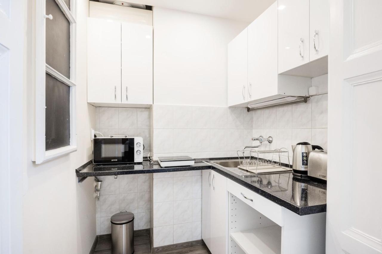 Andrassy 13 Center Apartment