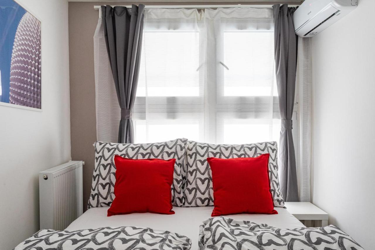 Apartment Rakoczi 4 Bedroom Centre Budapest