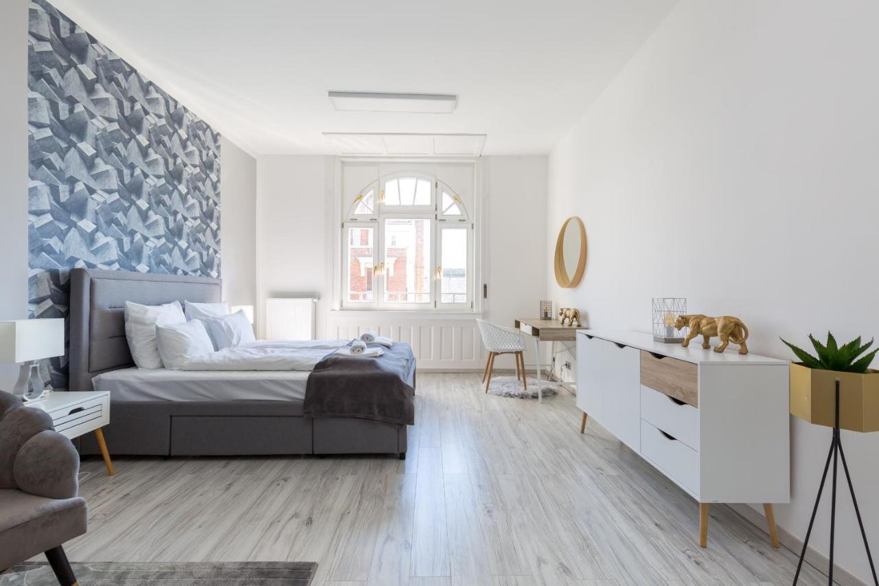 Designer On The Broadway With 2br And Ac Apartamento