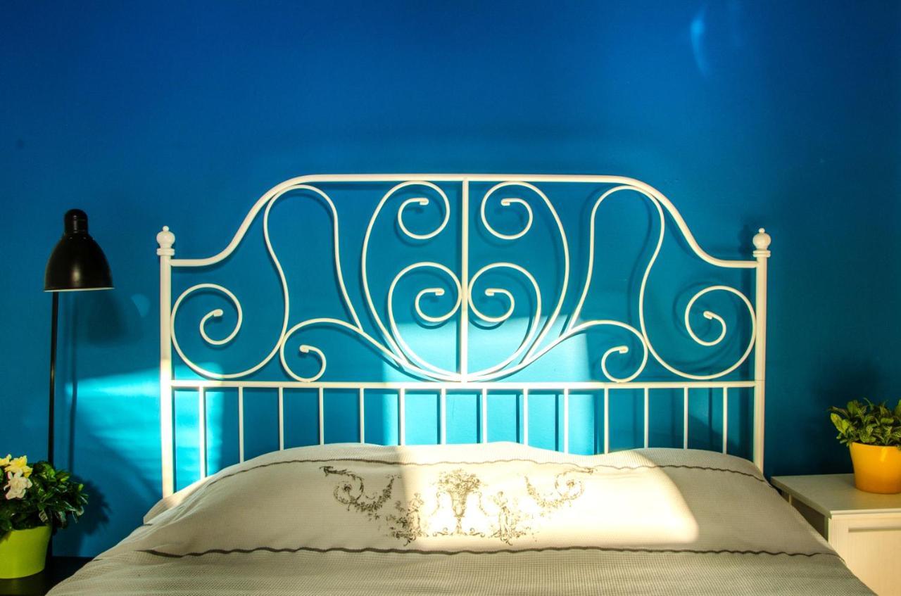 Hostal Vígszínház