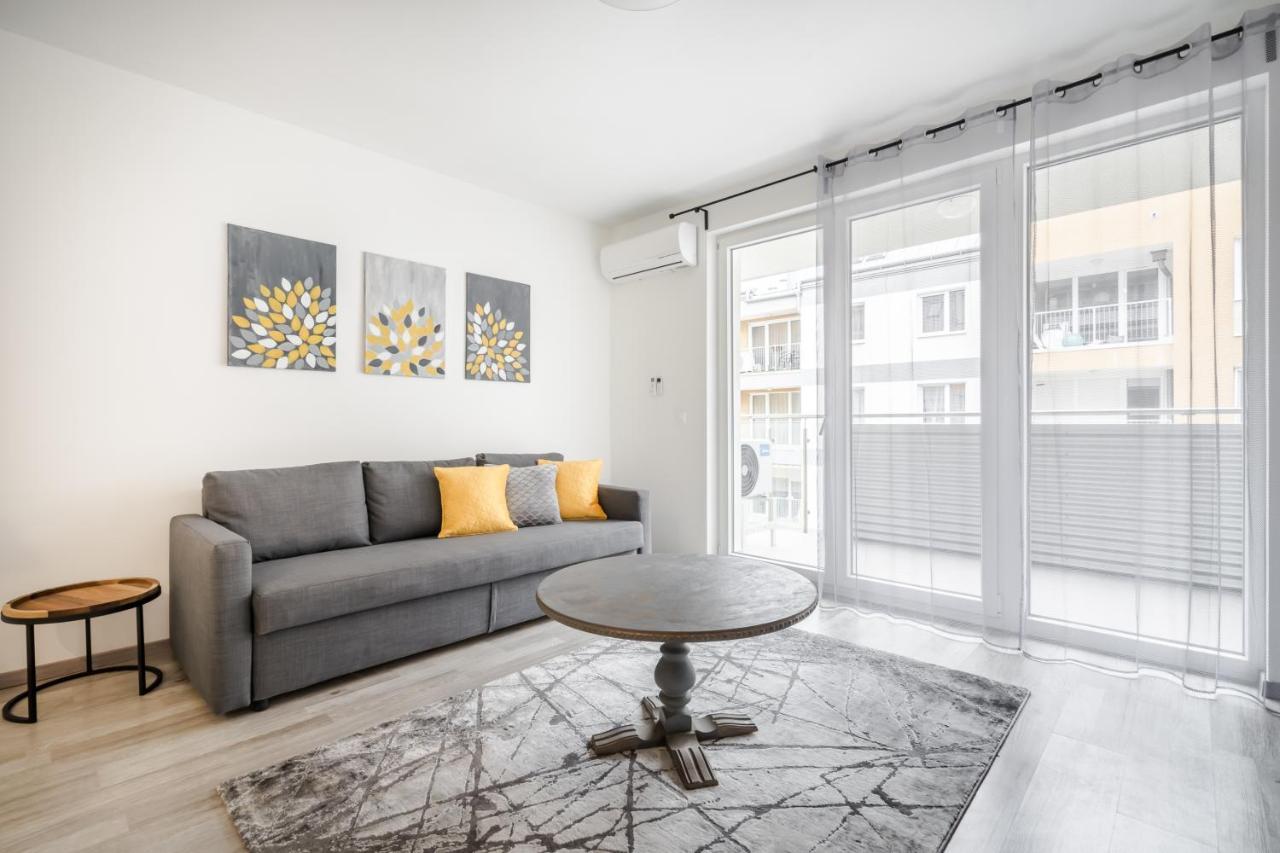 Cosy Close To The Center With Parking Garage
