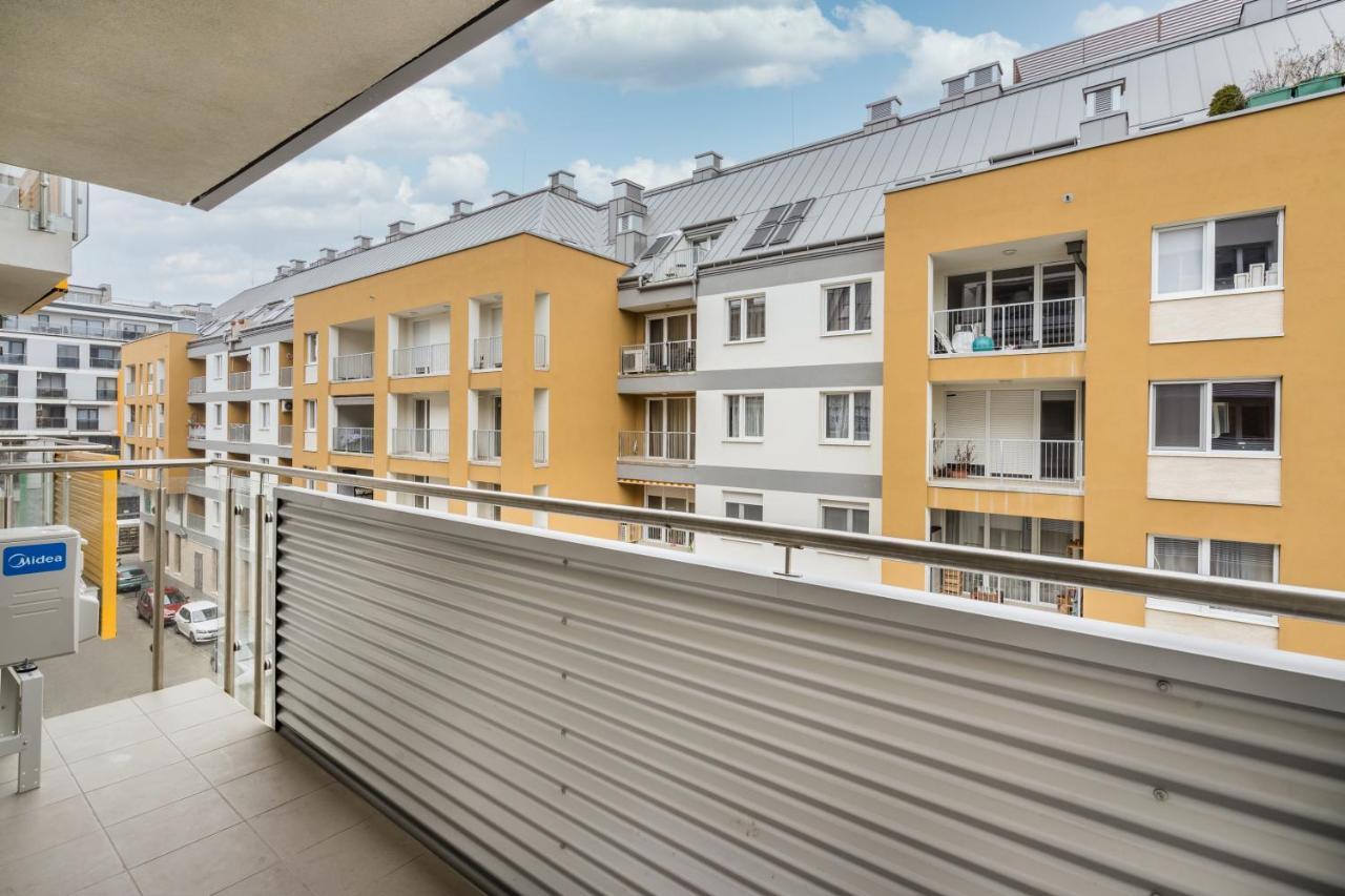 Cosy Close To The Center With Parking Garage Appartamento Budapest