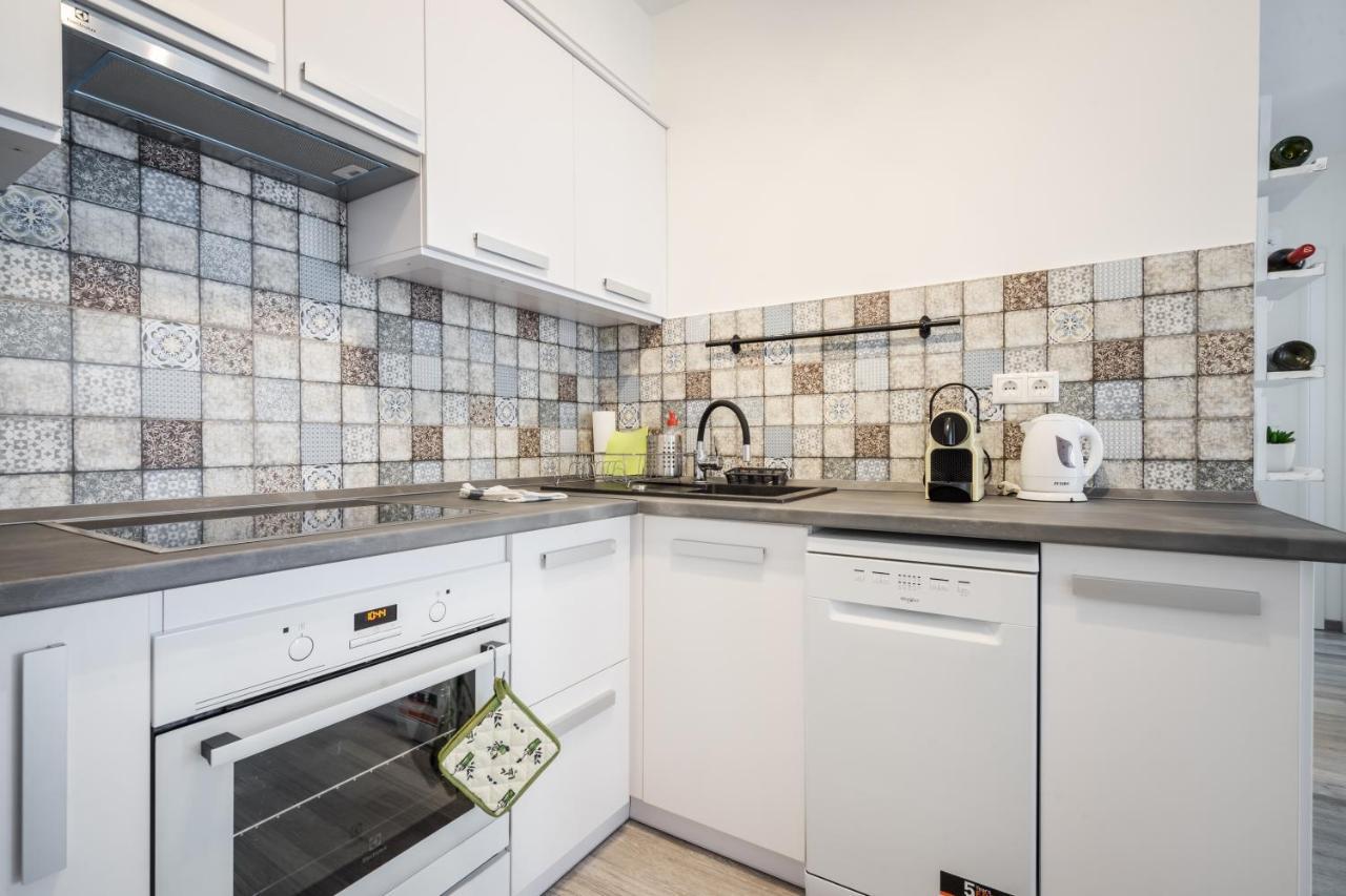 Cosy Close To The Center With Parking Garage