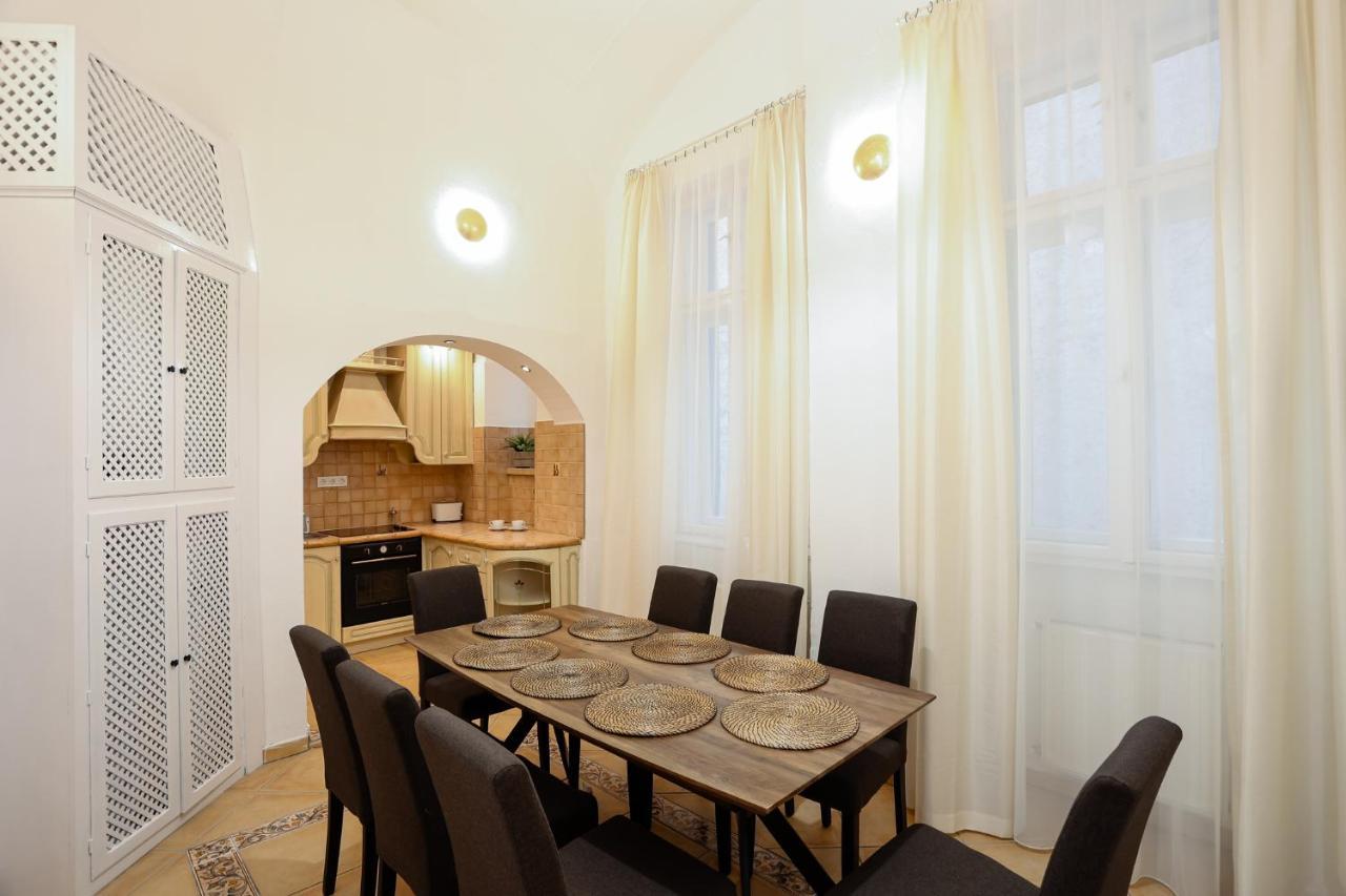 Chain Bridge Center Dorothea Apartamento