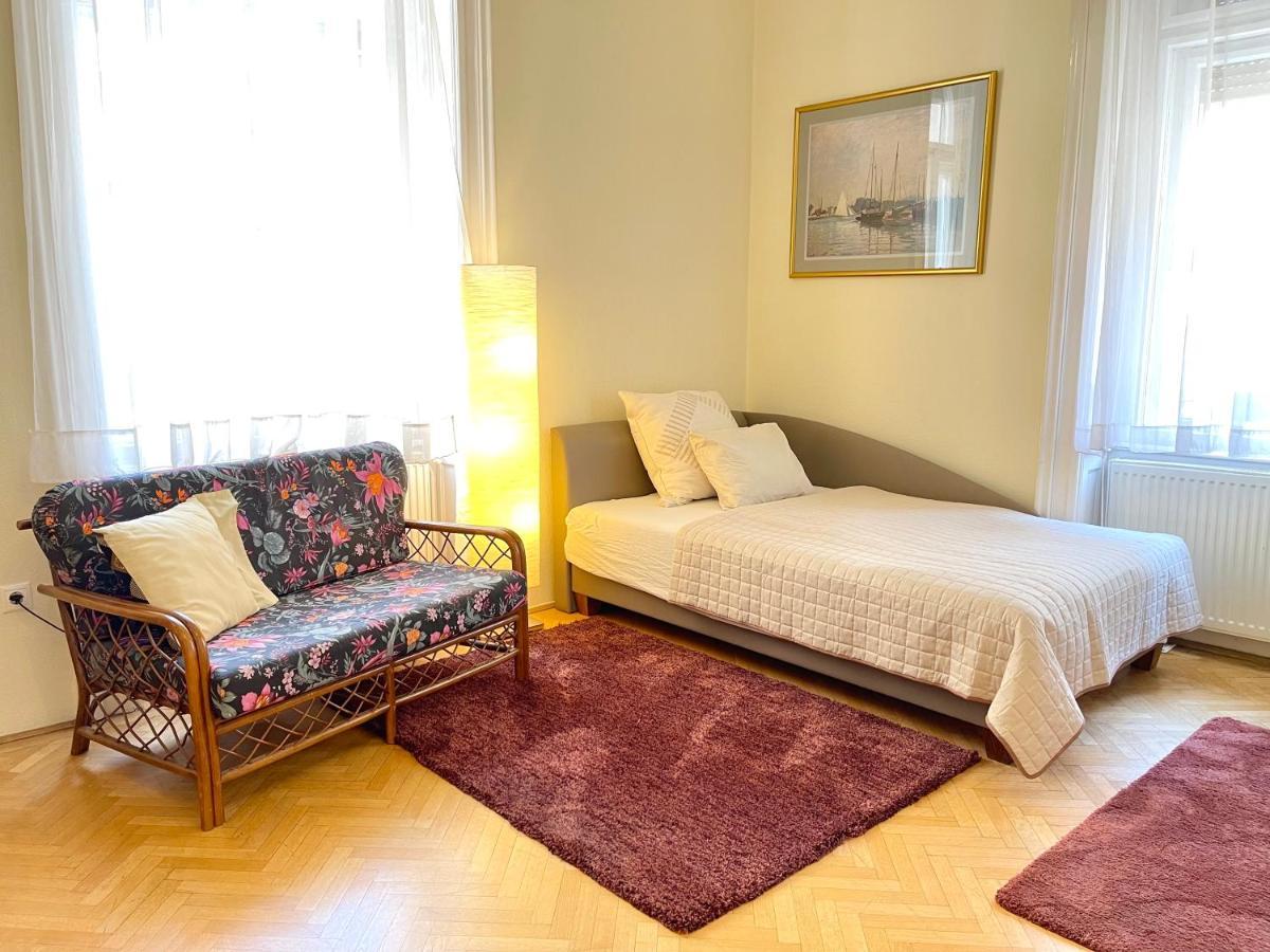 Central Vintage Residency - Balcony & Ac Appartement