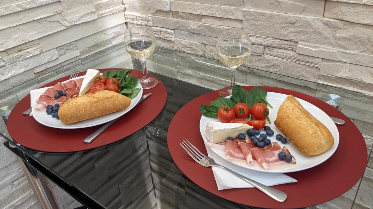 Apartment K31 Center *