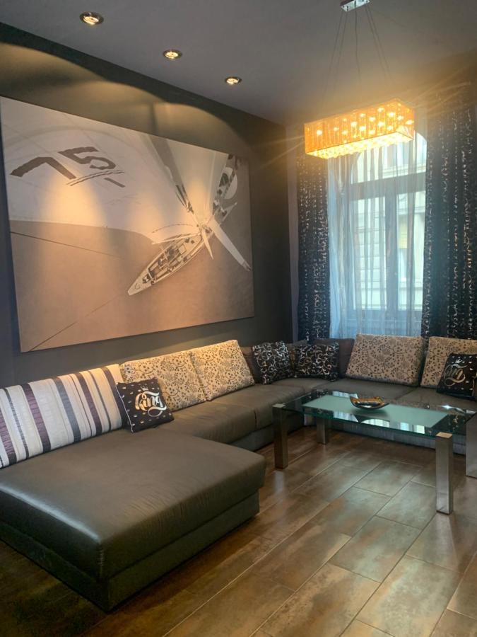 Akacfaapartman Appartamento Budapest