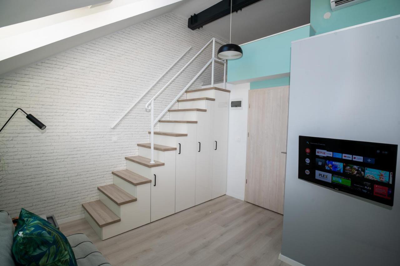 Apartament Palms *