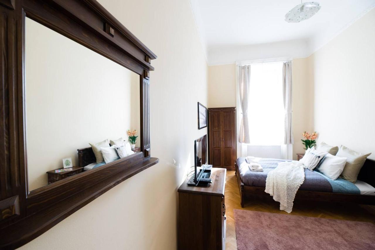 Central Bright And Spacious With 3 Apartamento