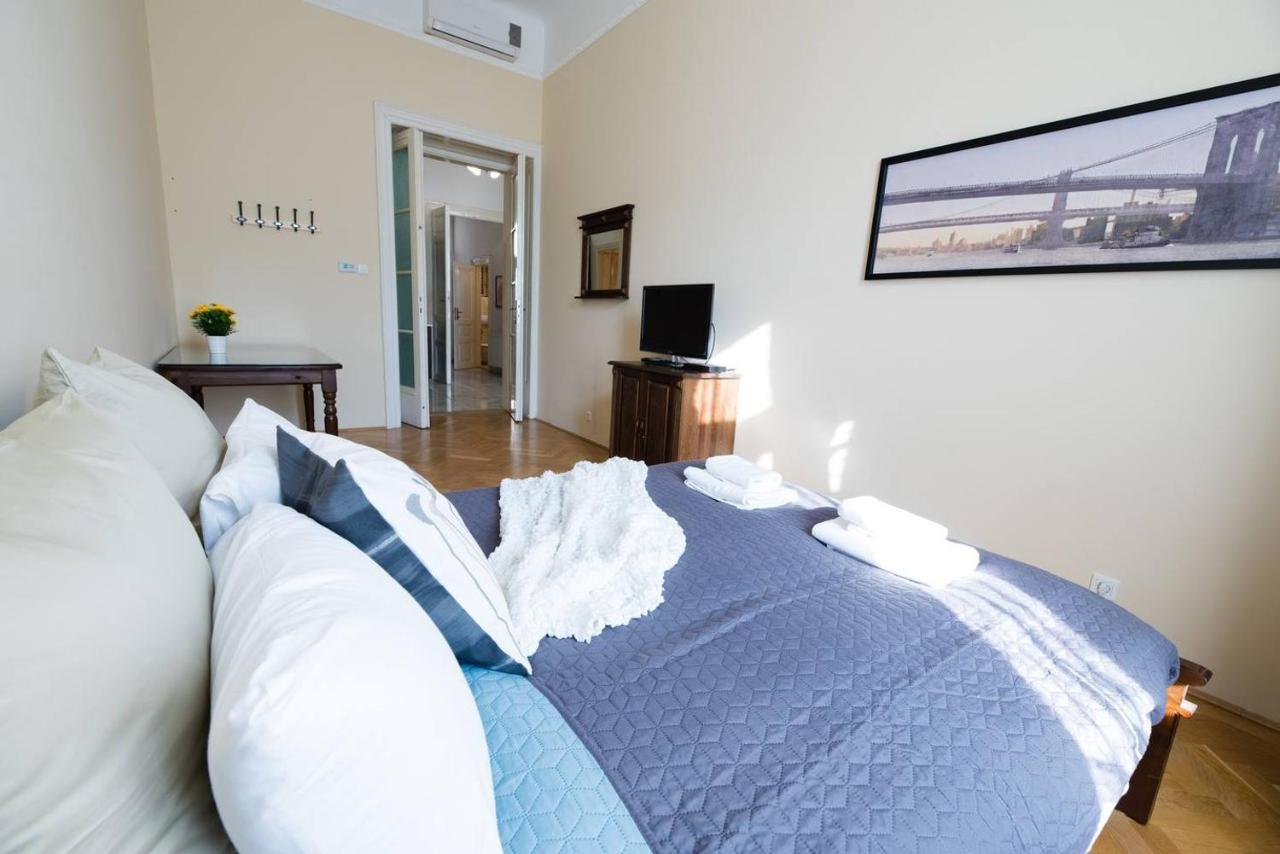 Appartement Central Bright And Spacious With 3