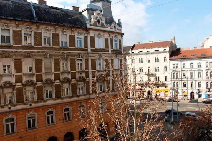 Apartment Mester4 Near To The Danube Budapest
