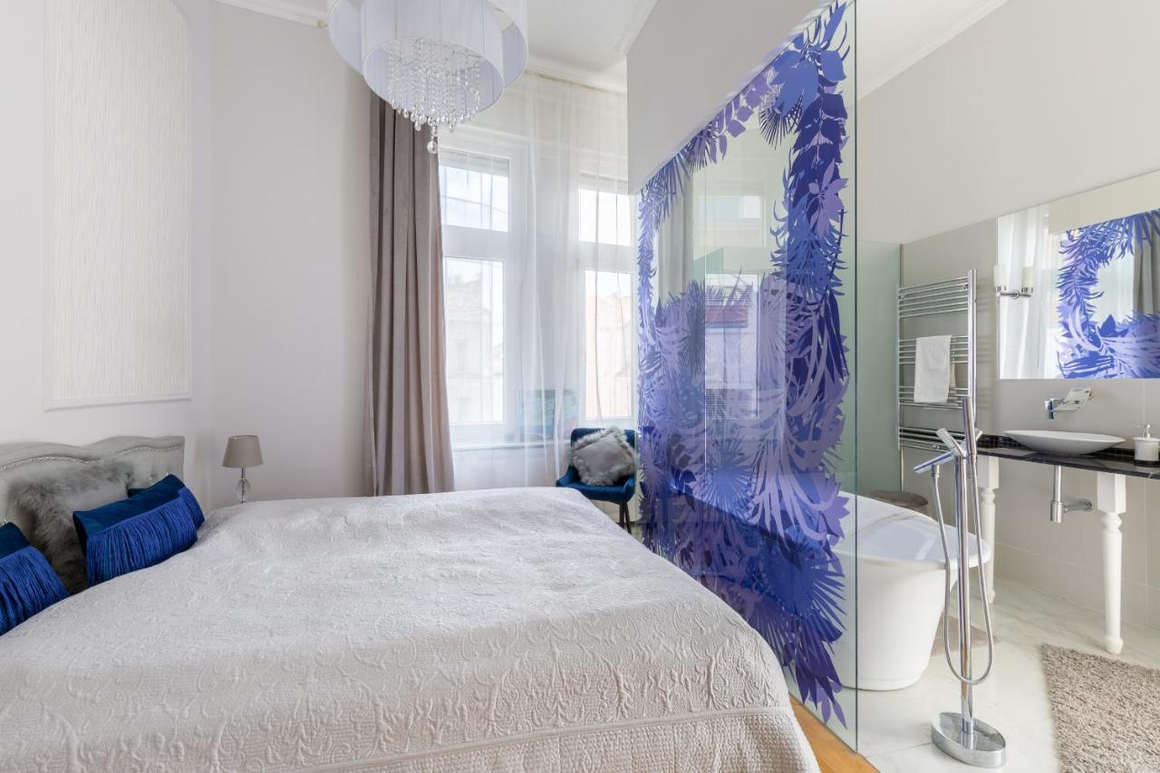 Designer Luxury In The Jewish Quarter Apartmán