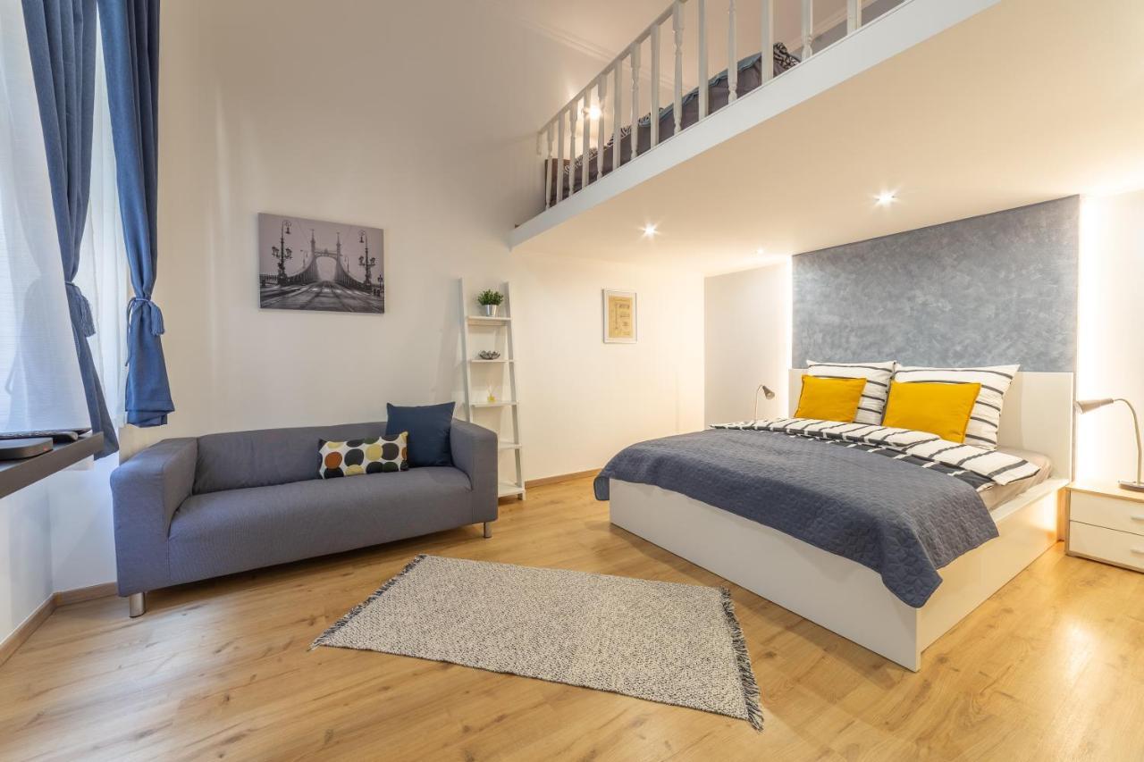 Lovely 1 Bedroom Flat With Location