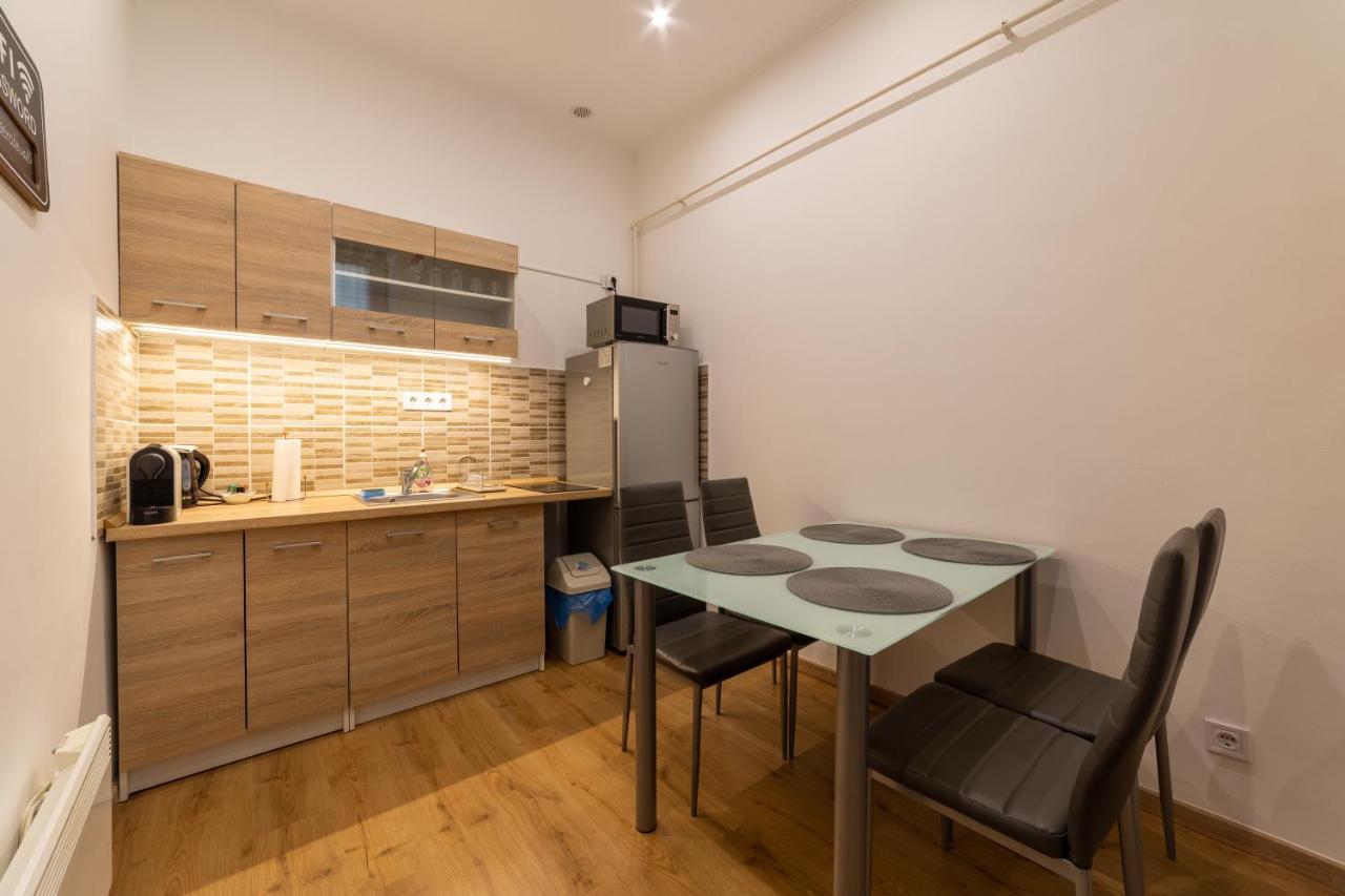 Lovely 1 Bedroom Flat With Location * Budapest