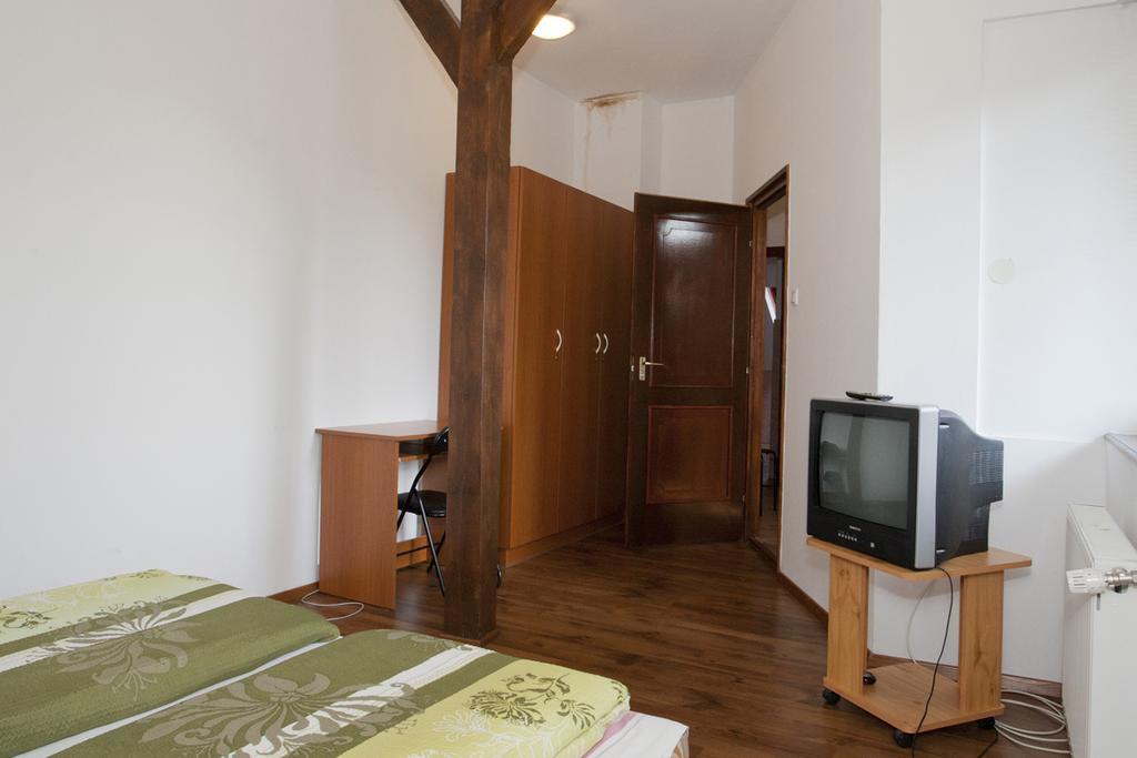 Zuglo Apartman Es