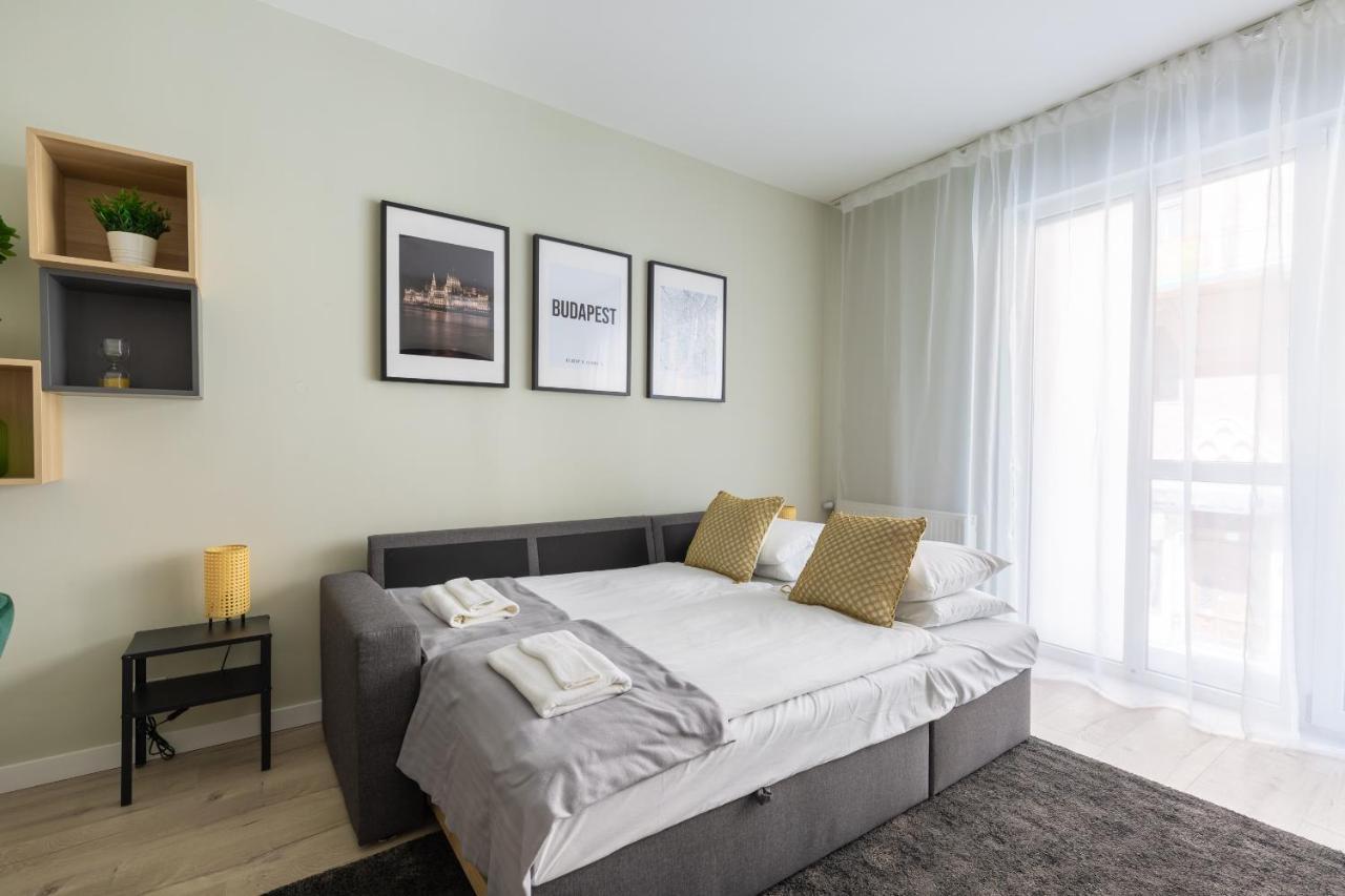 Second Apartment *