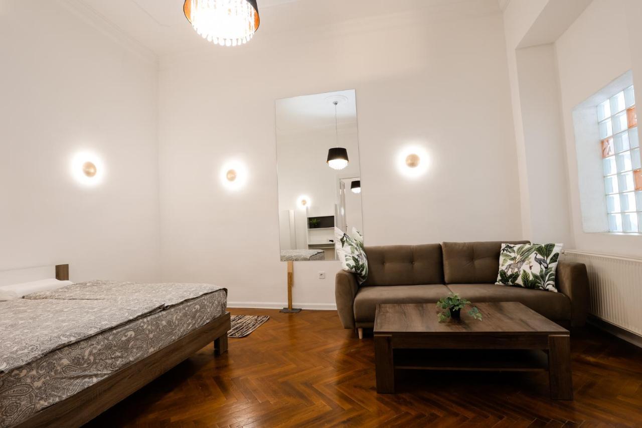 Chain Bridge Center Dorothea Apartamento Budapest