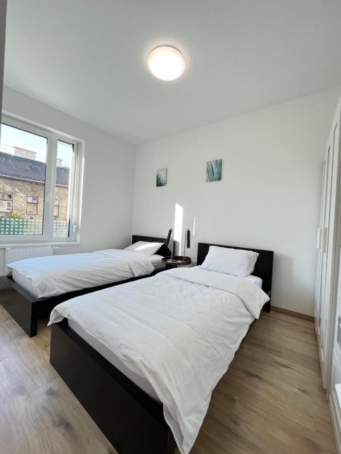 Apartament B 304, In The Heart Of *