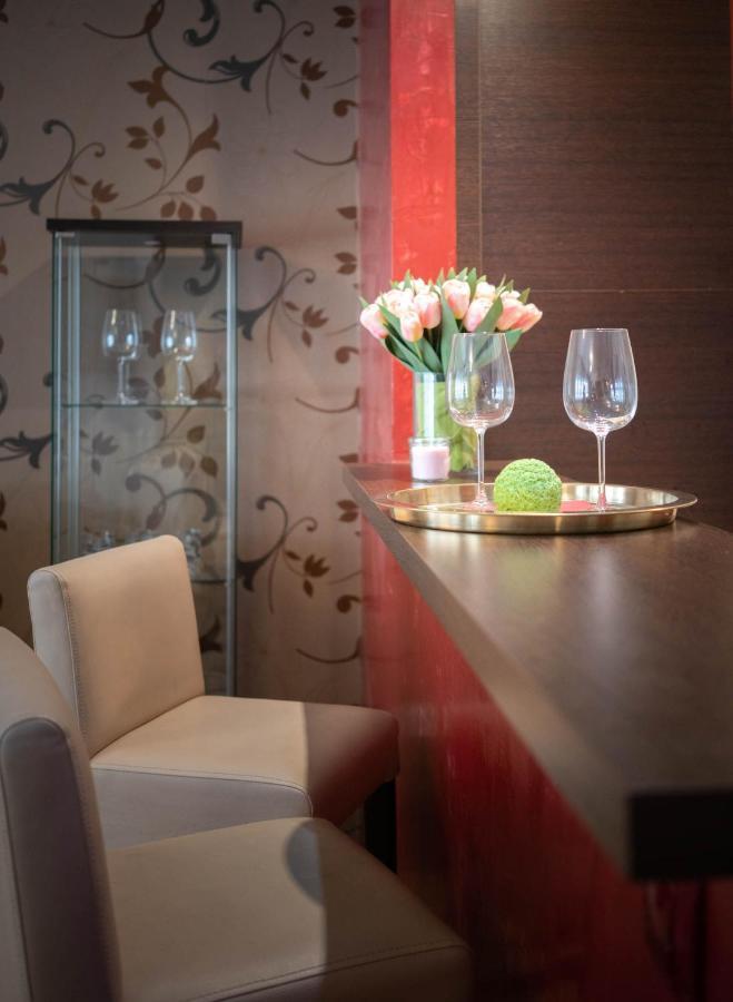 Free Parking! Soho 101, 4 Ppl, Ac, Superfast Wifi, Tv * Budapest