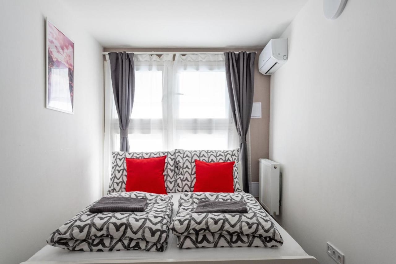 Rakoczi 4 Bedroom Centre
