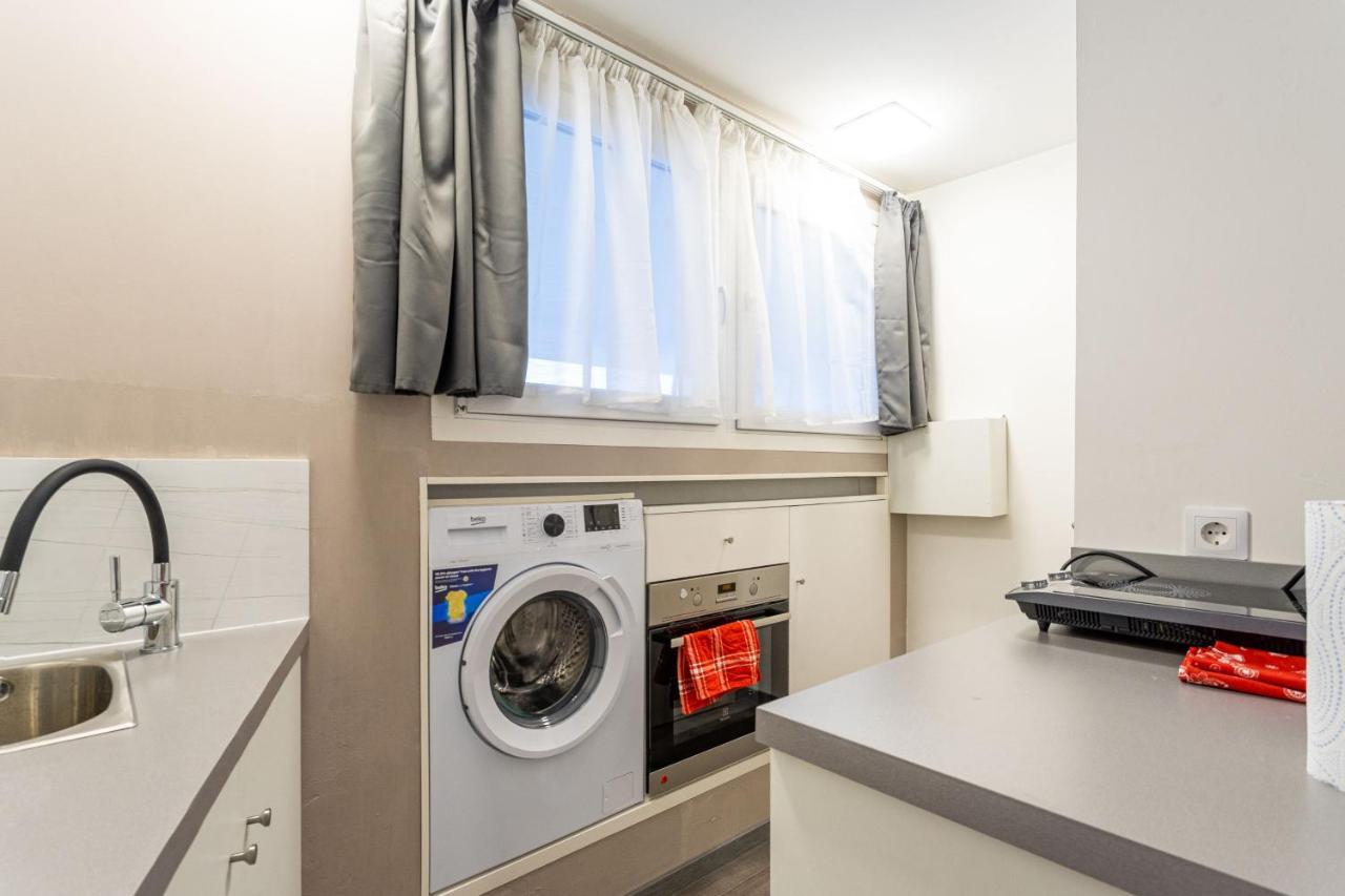 Rakoczi 4 Bedroom Centre Apartment Budapest