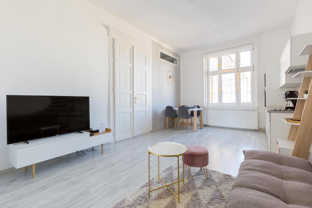 Apartamento Designer On The Broadway With 2br And Ac *