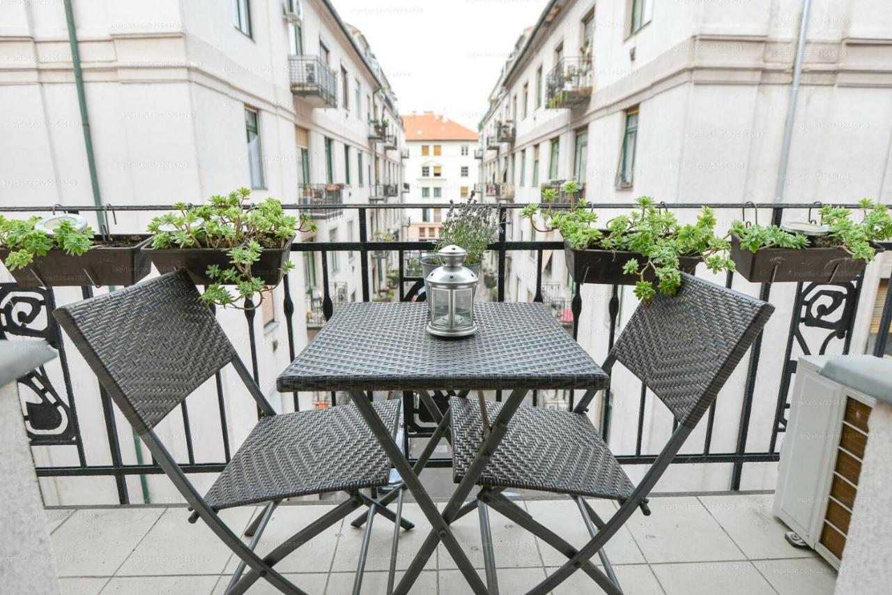 Raday Bobo Apartment