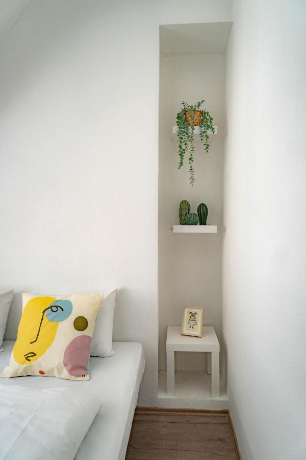 Hostal Equity Point