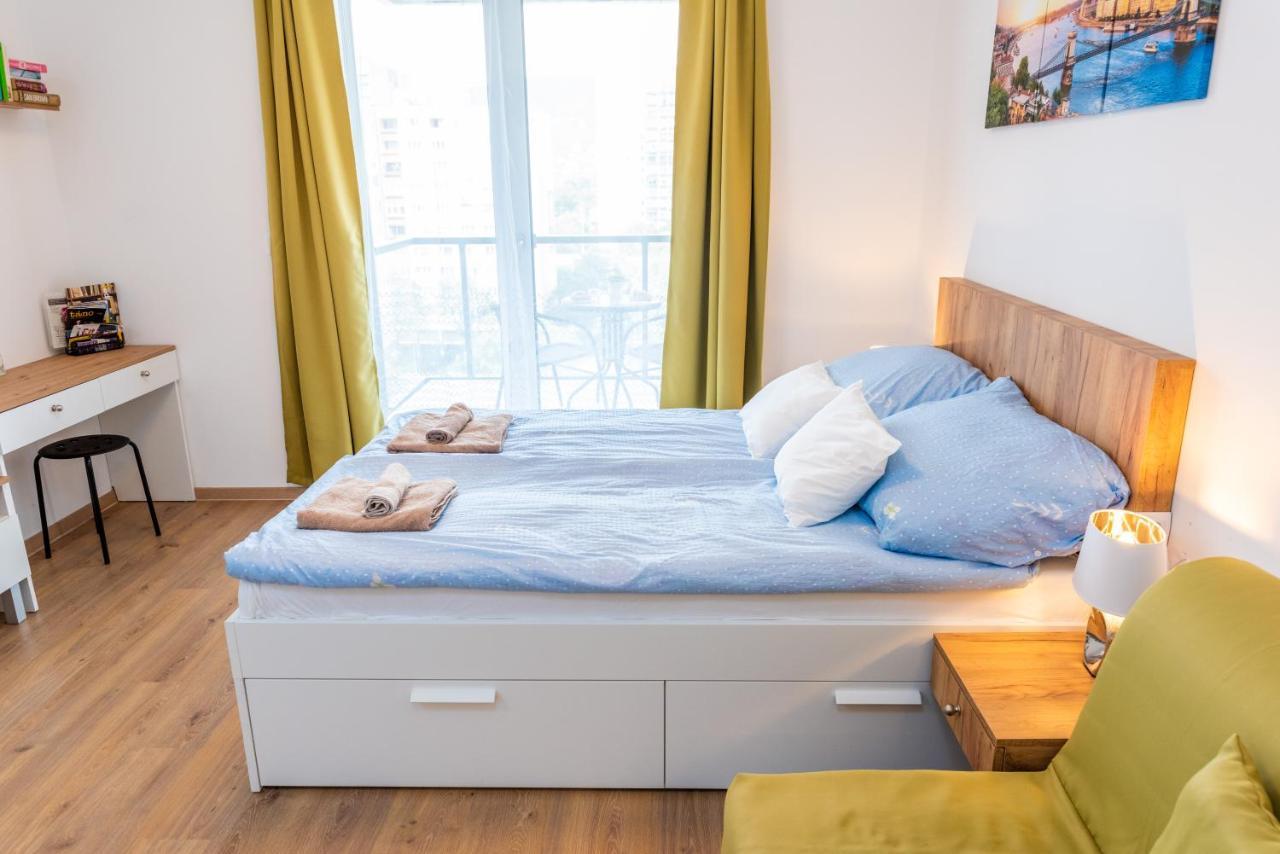Sweet , 30sqm Studio, Free Private Parking, Mountain View, Balcony, 20 Min From Downtown Appartement *