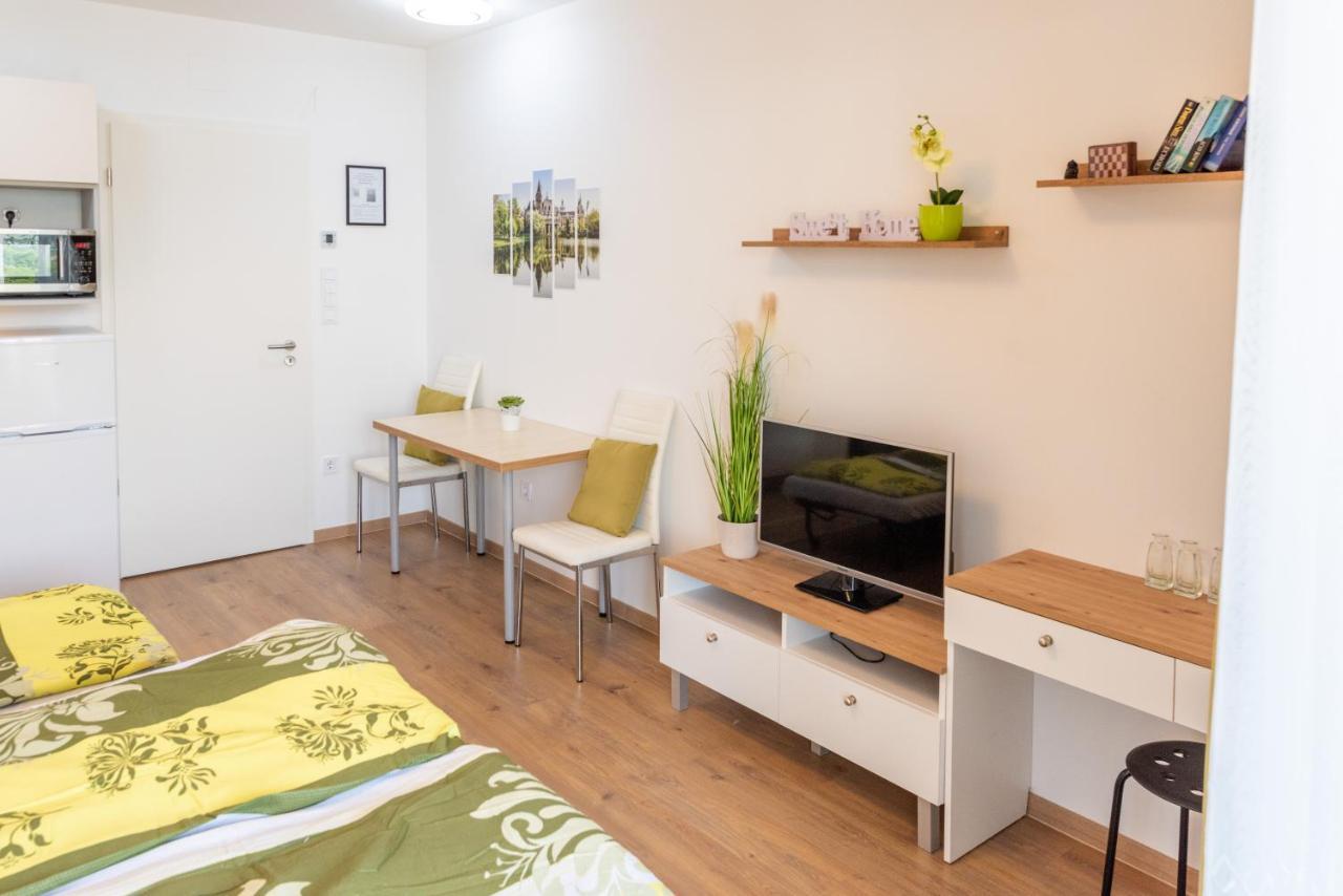 Sweet , 30sqm Studio, Free Private Parking, Mountain View, Balcony, 20 Min From Downtown Appartement