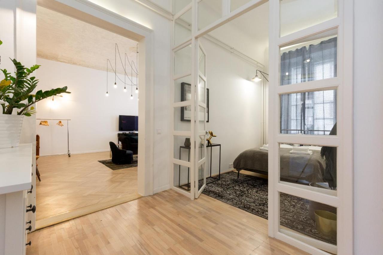 Bohemian Dream In The Absolute Center W 2br/2bt