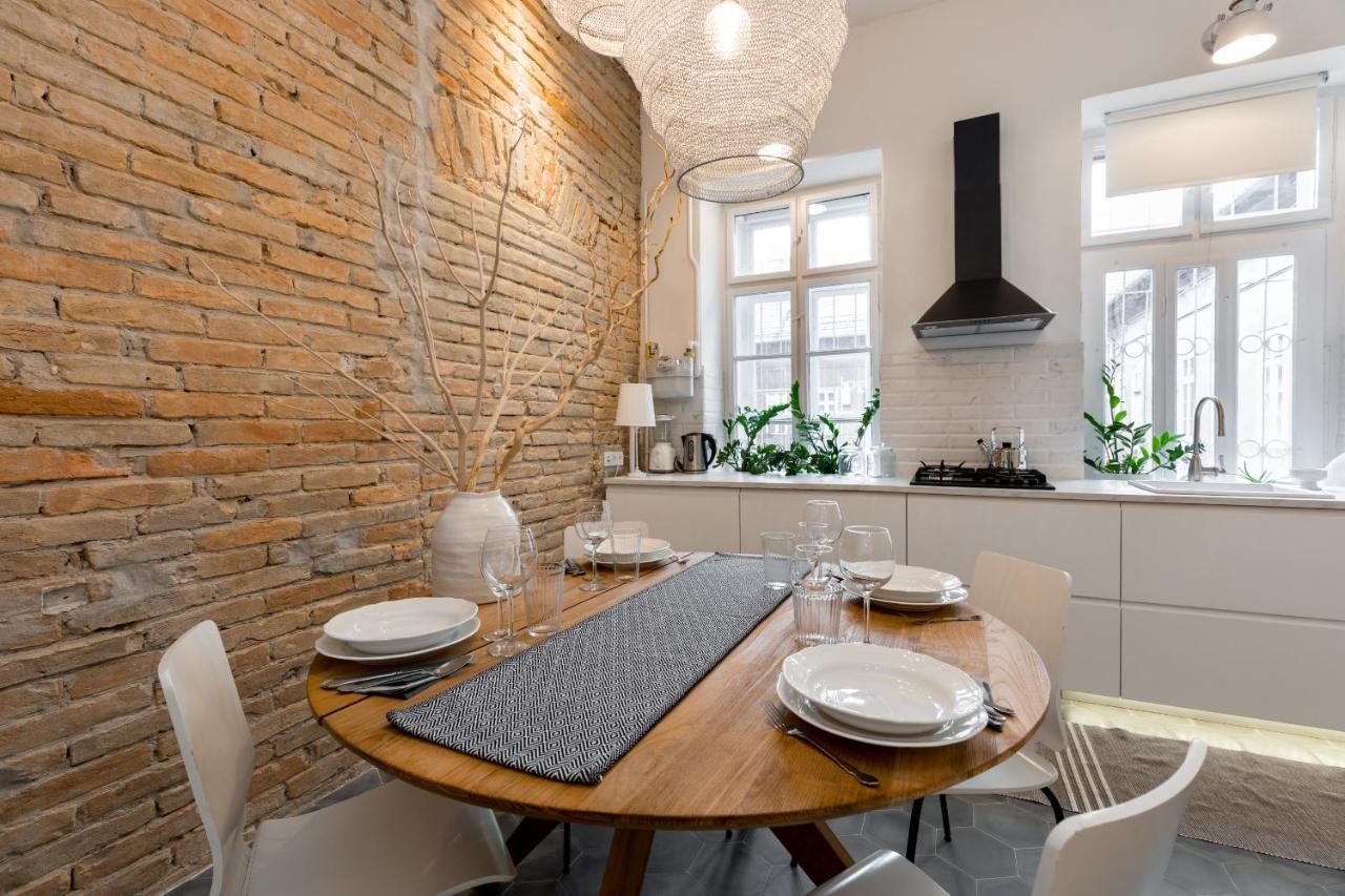 Bohemian Dream In The Absolute Center W 2br/2bt * Budapest