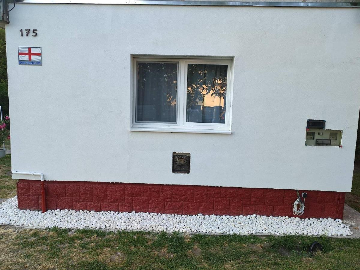 Rakos-patak Family House Penzión pre hostí