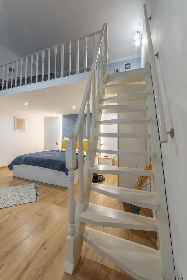 Lovely 1 Bedroom Flat With Location Budapest