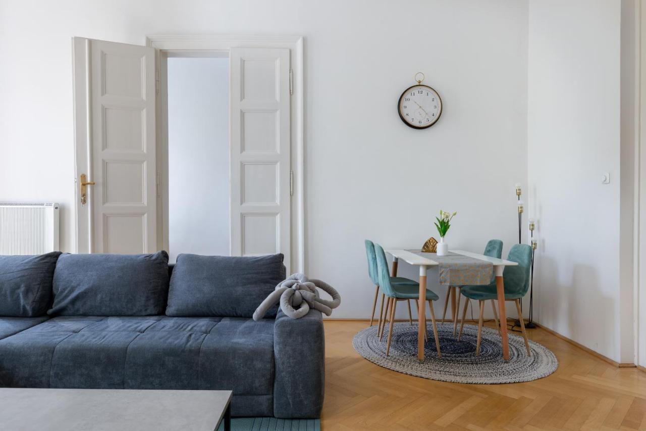 Super 2br-2bt With Balcony&view&sauna&jacuzzi Appartamento