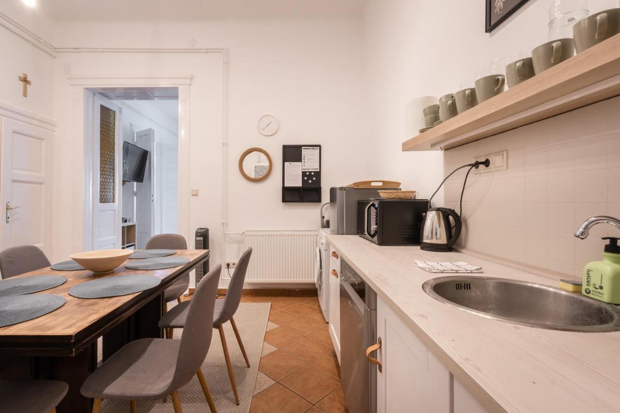 Gellert Mountain Apartment Budapest