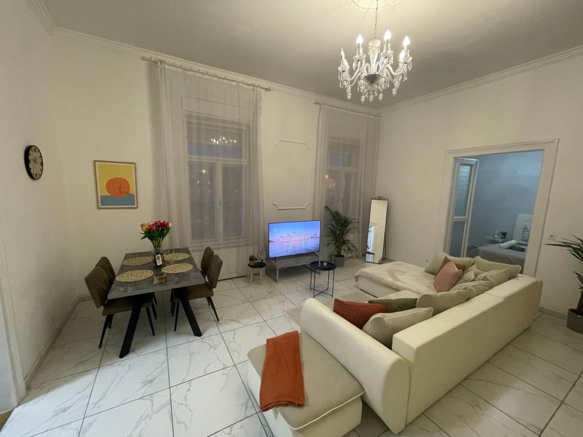 Apartment Luxury Riverside Panorama