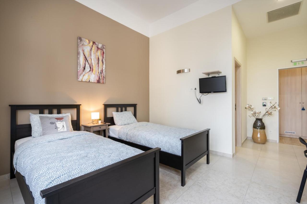 Basilika Monnalisa Luxury 3 Bedrooms With Amazing View Need Reservation X Free Parking