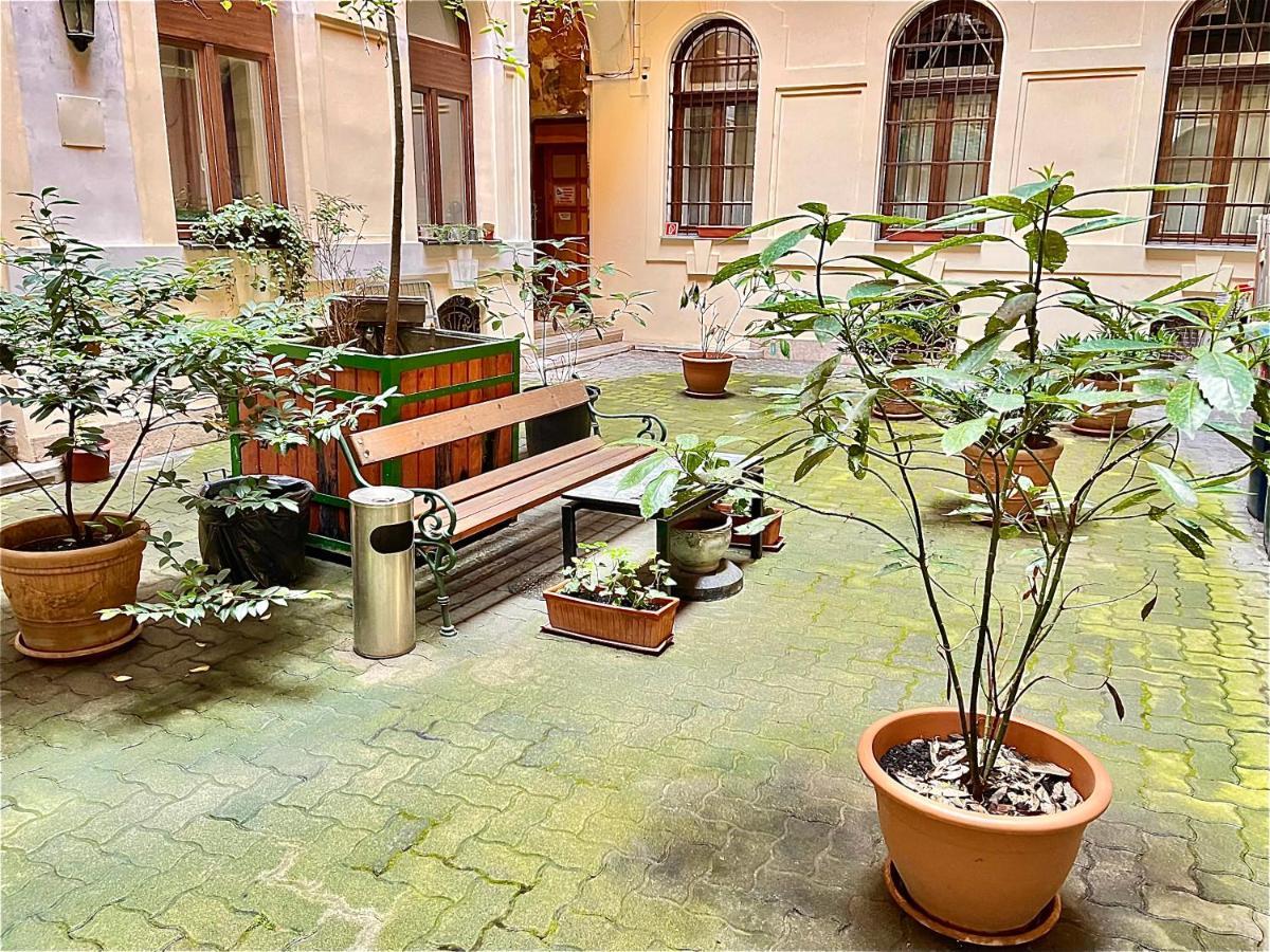 Appartement Central Vintage Residency - Balcony & Ac *