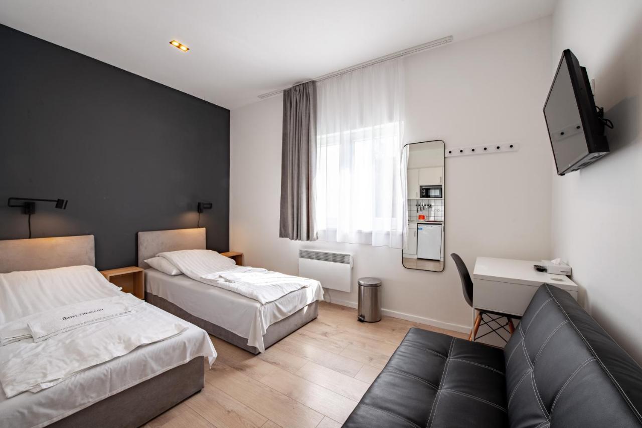 Chesscom Apartmán *
