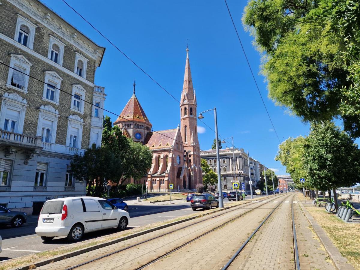 Lägenhet Halasz 2-bedroom Near Castle, Free Public Parking Nearby Budapest