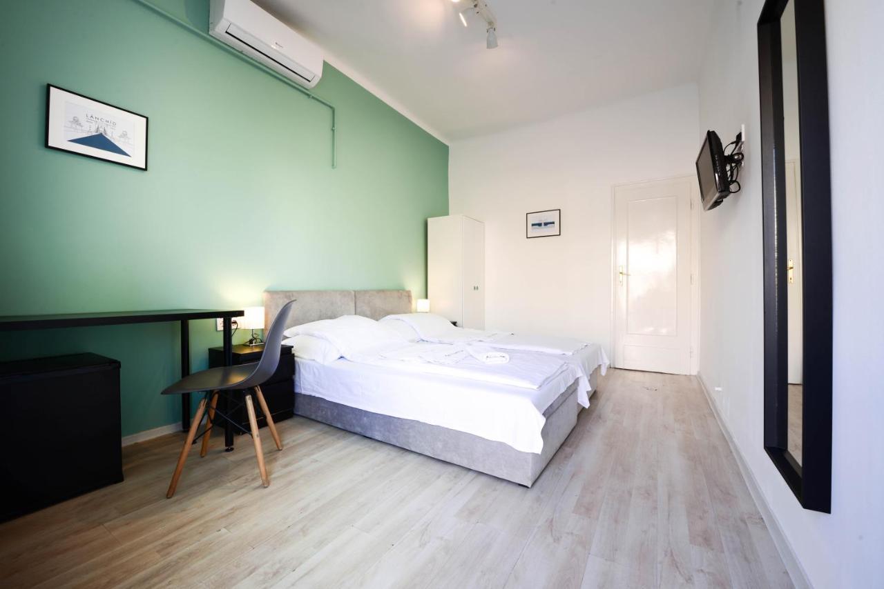 Chesscom Guest house *