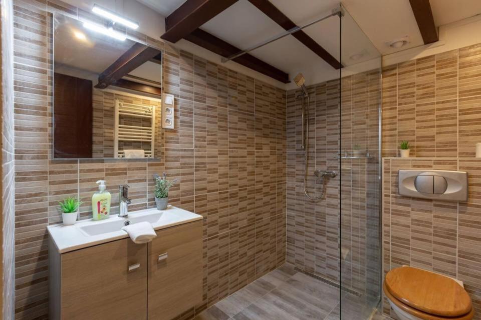 Stylish Loft Flat In The Heart Of Appartamento