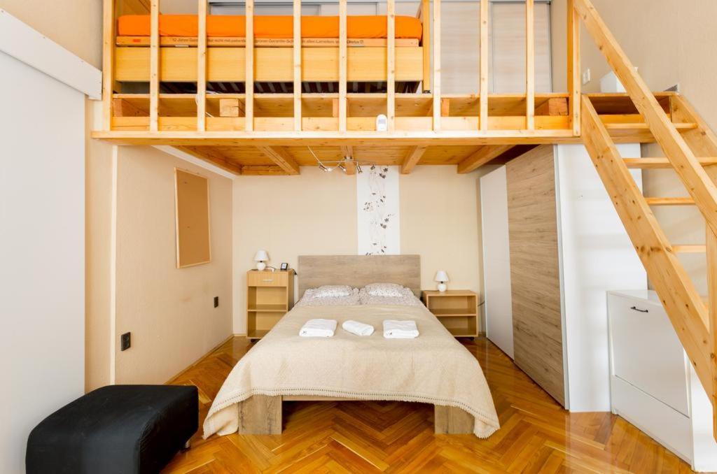 Apartamento Szentkiralyi 5 - Double Basic In The Center - Self-check-in *